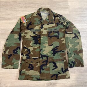 USGI BDU Jacket – Woodland Camo – NSN 8415-01-390-8548 – 11th ACR Blackhorse Patch – PFC Rank – Medium Regular